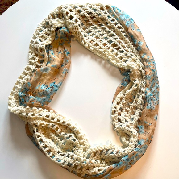 Anthropologie Accessories - Woven & Knit Floral Scarf
